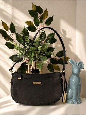 Calvin Klein Shoulder Bag